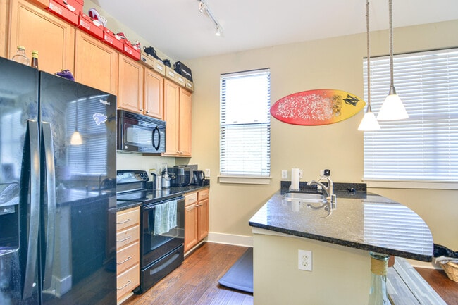 Foto del edificio - 650 S Mill St