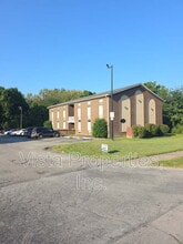 Building Photo - 4119 Glen Hill Manor Dr