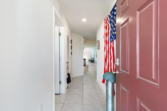 Building Photo - 86186 Mainline Rd