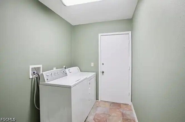 Foto del edificio - 14107 Briarthorn Dr