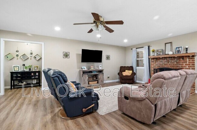 Foto del edificio - 4505 Wishart Rd