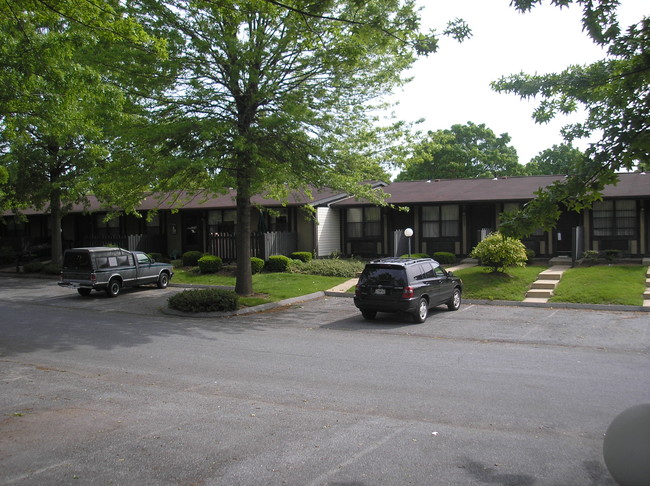 Foto del edificio - Cedar Crossing Apartments