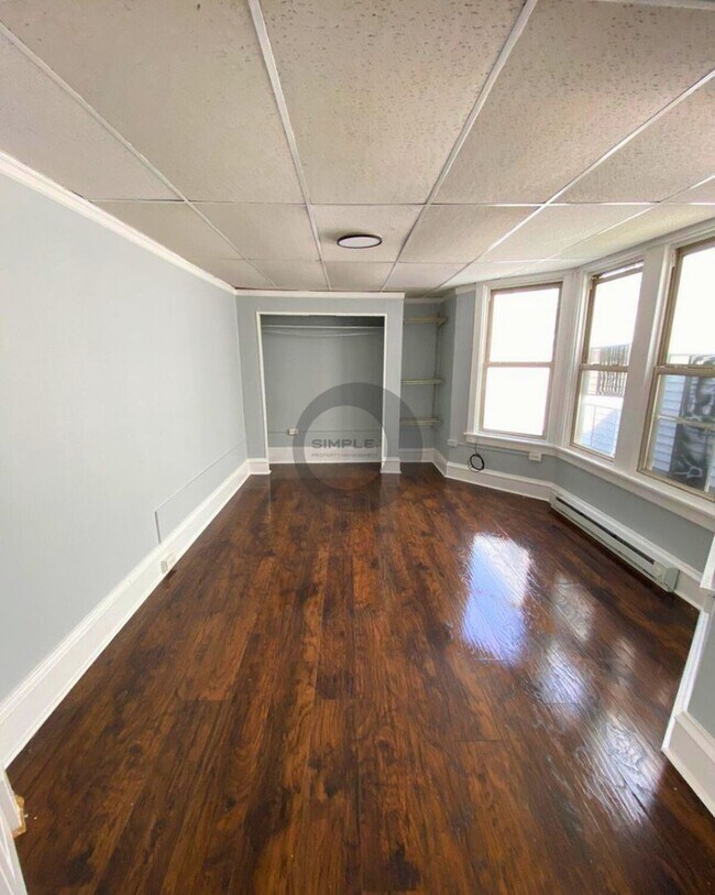 Photo - Three Bedroom two-bathroom house with off-...