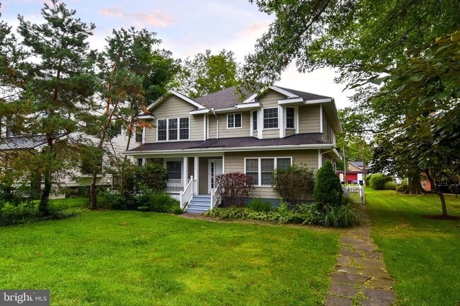 Photo - 1705 Commonwealth Ave Apartment