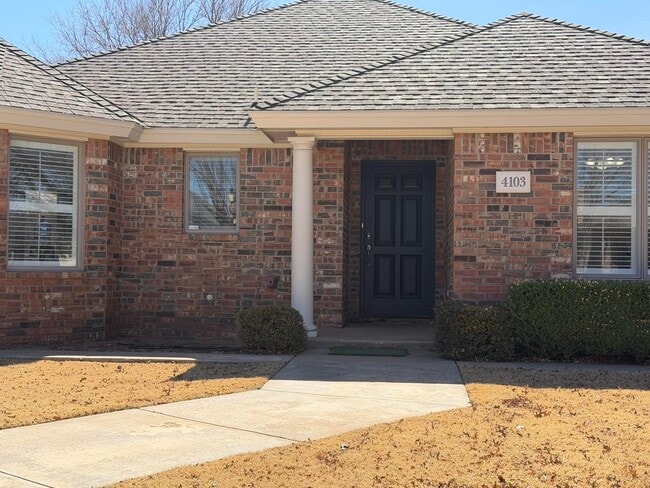 Foto del edificio - 4103 101st St