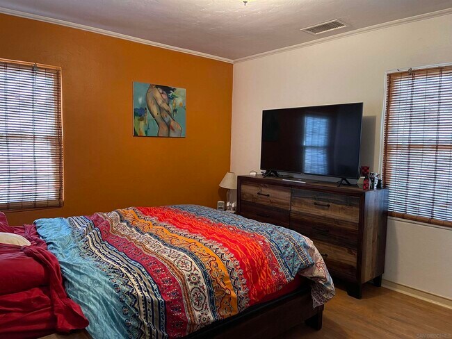 Foto del edificio - 4050 Violet St