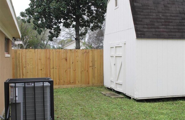 Building Photo - 5409 Karcher St