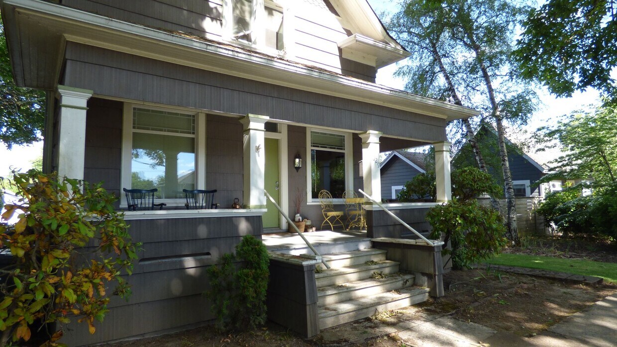 Foto del edificio - 1029-1029 ½ Saginaw St S Salem, OR 97302