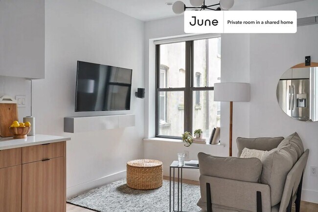 Building Photo - Trendy ROOM at The Brower House