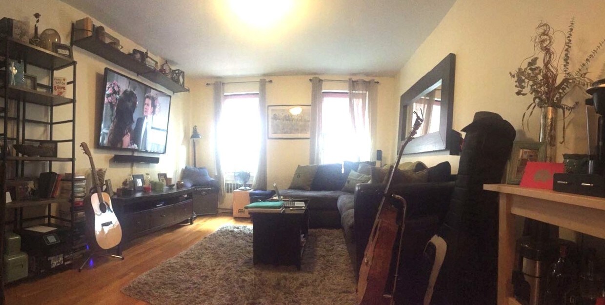 Primary Photo - 1059 1st Avenue