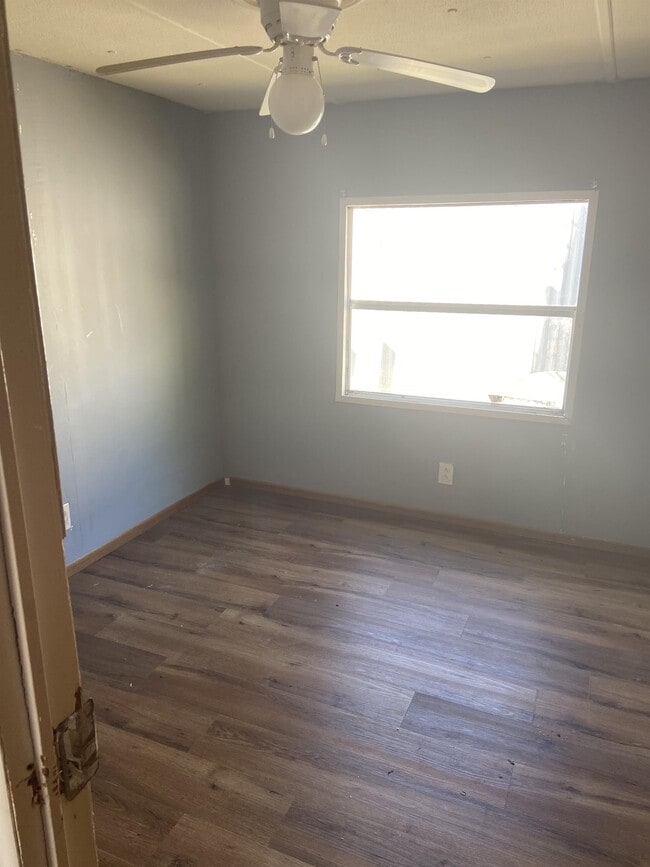 Foto del edificio - 107 Langford Dr