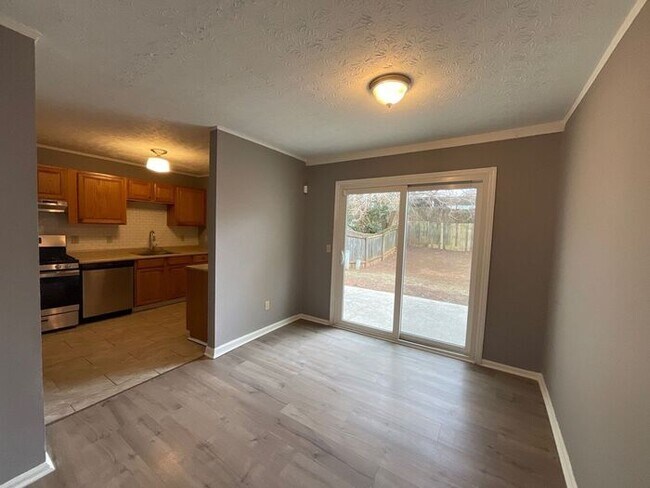 Foto del edificio - 1439 Springleaf Cir SE