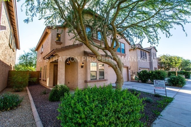 Building Photo - 2153 W Kathleen Rd