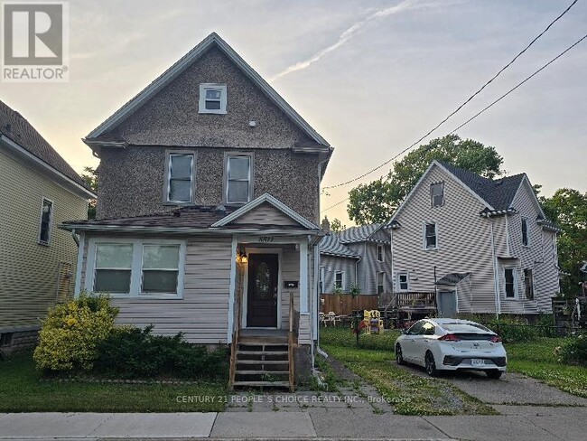 Building Photo - 5511 Palmer Ave