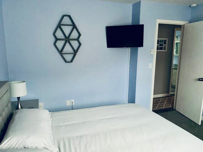 Foto del edificio - 513 W Brown Ave