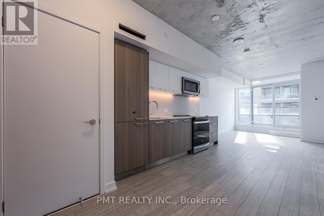Building Photo - 45 Baseball Pl