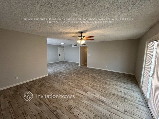 Foto del edificio - 7215 W Cavalier Dr