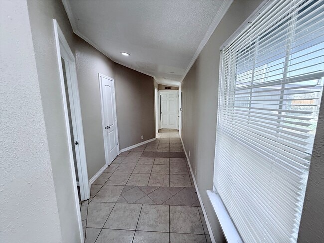 Foto del edificio - 9027 Puritan Way