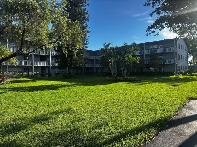 Foto del edificio - 265 Suffolk F