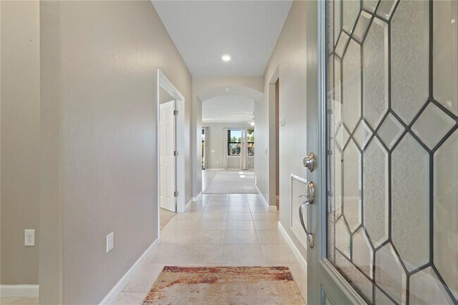 Building Photo - 1530 Hyssop Loop