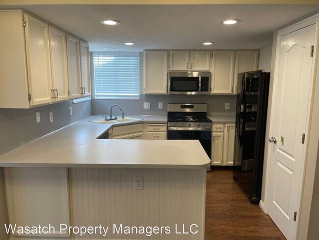 Building Photo - 3 br, 2 bath House - 5044 W. 6960 S.