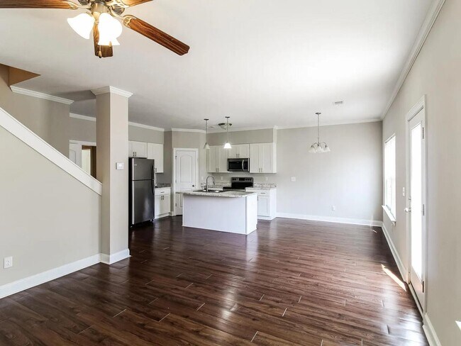 Building Photo - 4419 Castellon Way