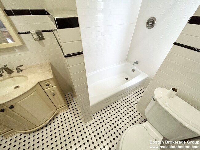 Foto del edificio - 14 Batchelder St