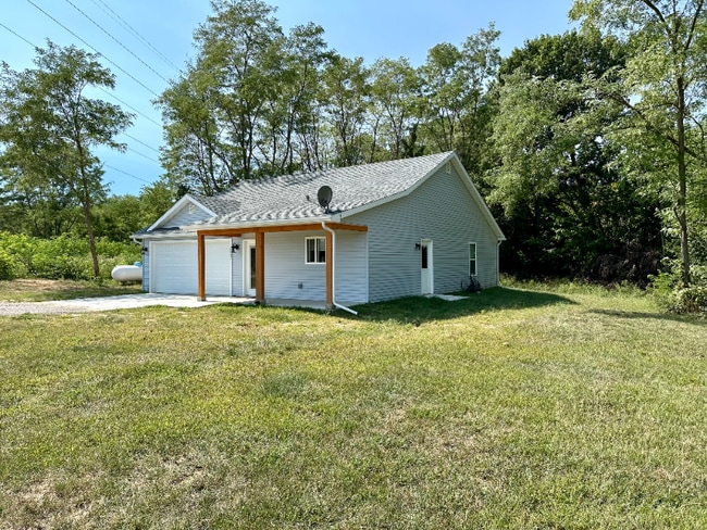 Building Photo - 6842 Rogers Hwy