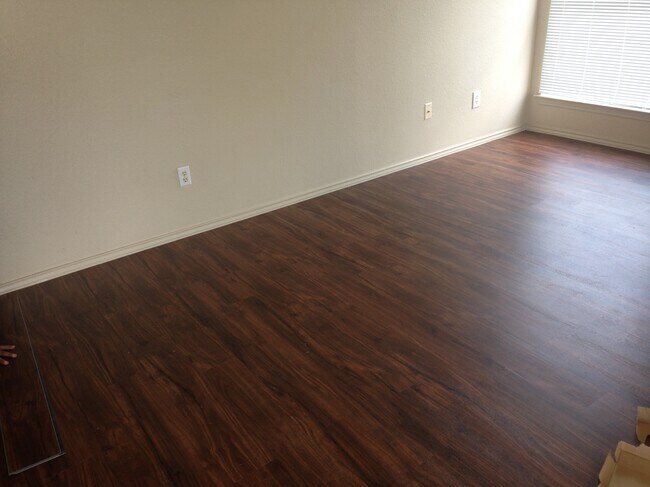 Foto del edificio - 2200 Wright Way