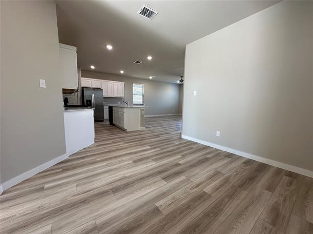 Building Photo - 216 Goosewood Dr