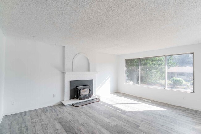 Foto del edificio - 6015 138th St SE