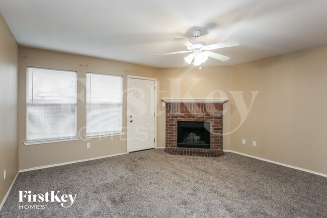 Foto del edificio - 6625 Tealglen Dr