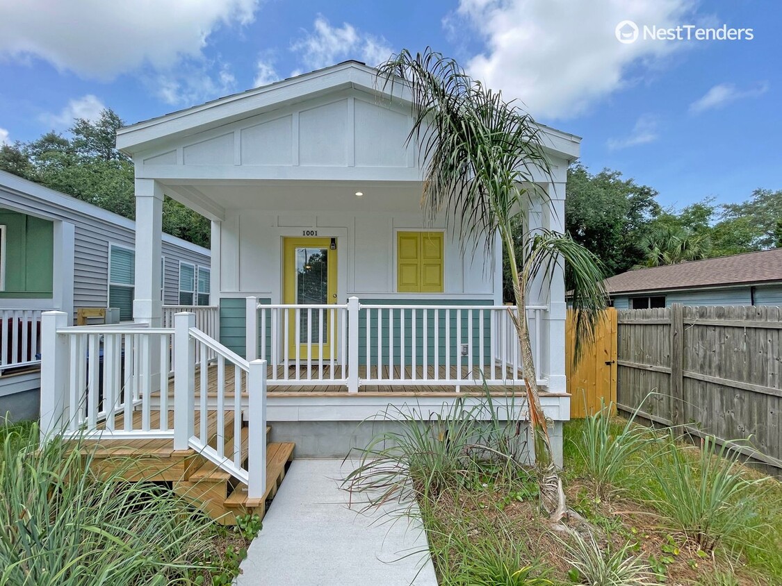 Primary Photo - Beautiful Fernandina Beach Cottage!