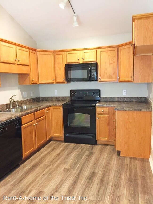 Foto del edificio - 3 br, 2 bath House - 5616 Sycamore Glen Road