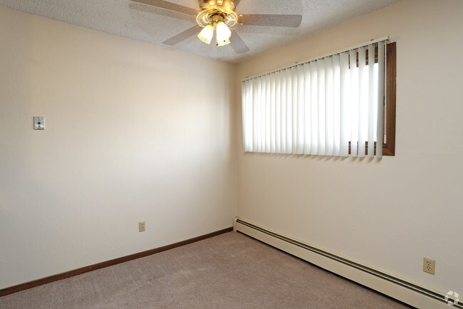 Building Photo - 820 Driftwood Dr