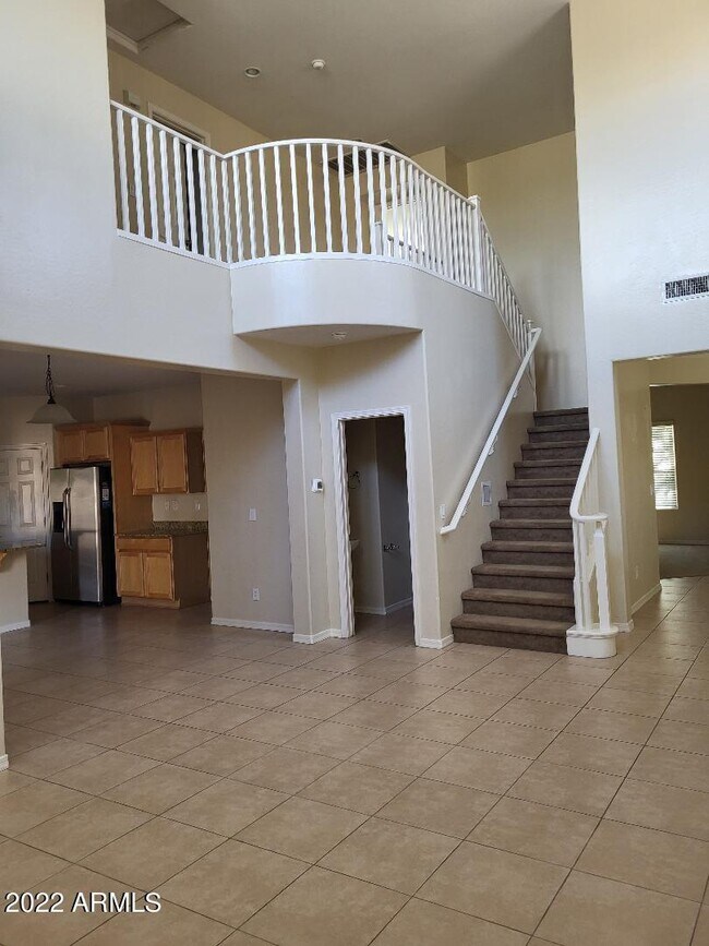 Building Photo - 2526 W Cordia Ln