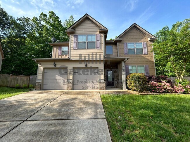 Foto del edificio - 124 Village Pl