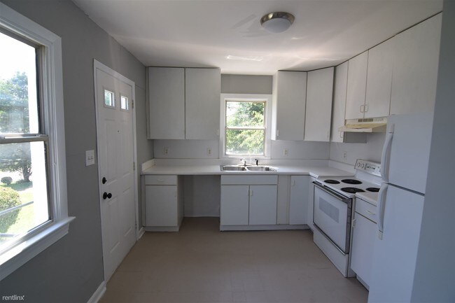 Building Photo - 2 br, 1 bath House - 1209 Lake Wheeler