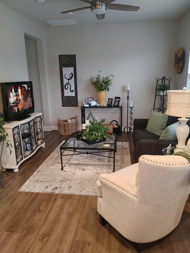 Living Room - 40 Lipton Way