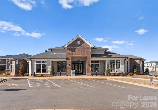 Foto del edificio - 1241 Columbia Cir