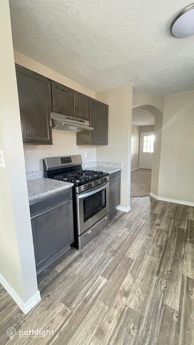 Foto del edificio - 141 18th St SE