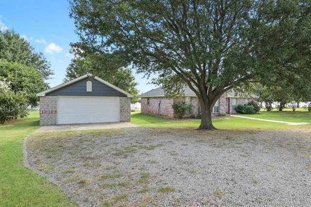 Building Photo - 1530 Carter Dr