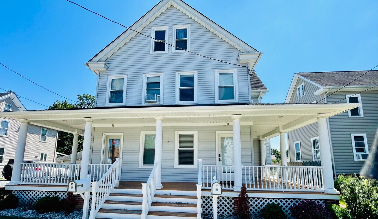 Primary Photo - 30 Dickinson St