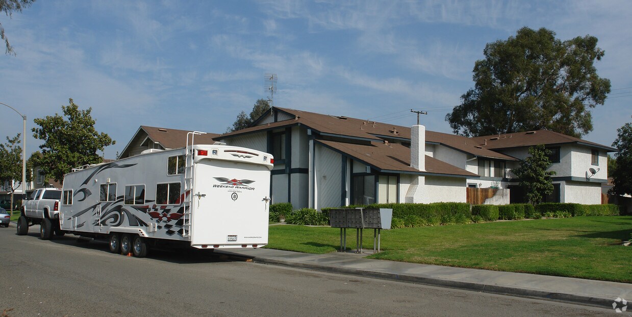 11364 Magnolia Ave, Riverside, CA 92505 Apartments in Riverside, CA