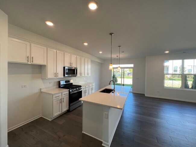 Building Photo - 4120 Chelsea Mnr Cir