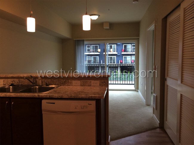 Foto del edificio - 1020 Railroad Ave