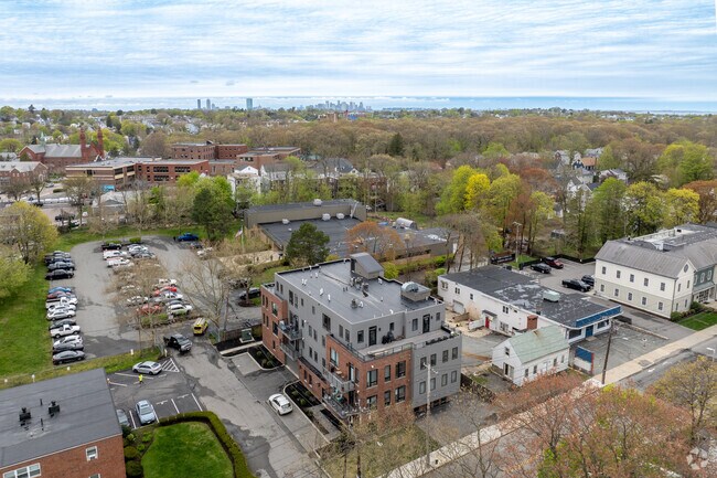 Building Context - 1173 Adams St