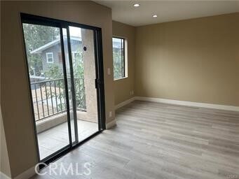 Foto del edificio - 219 E Maple St