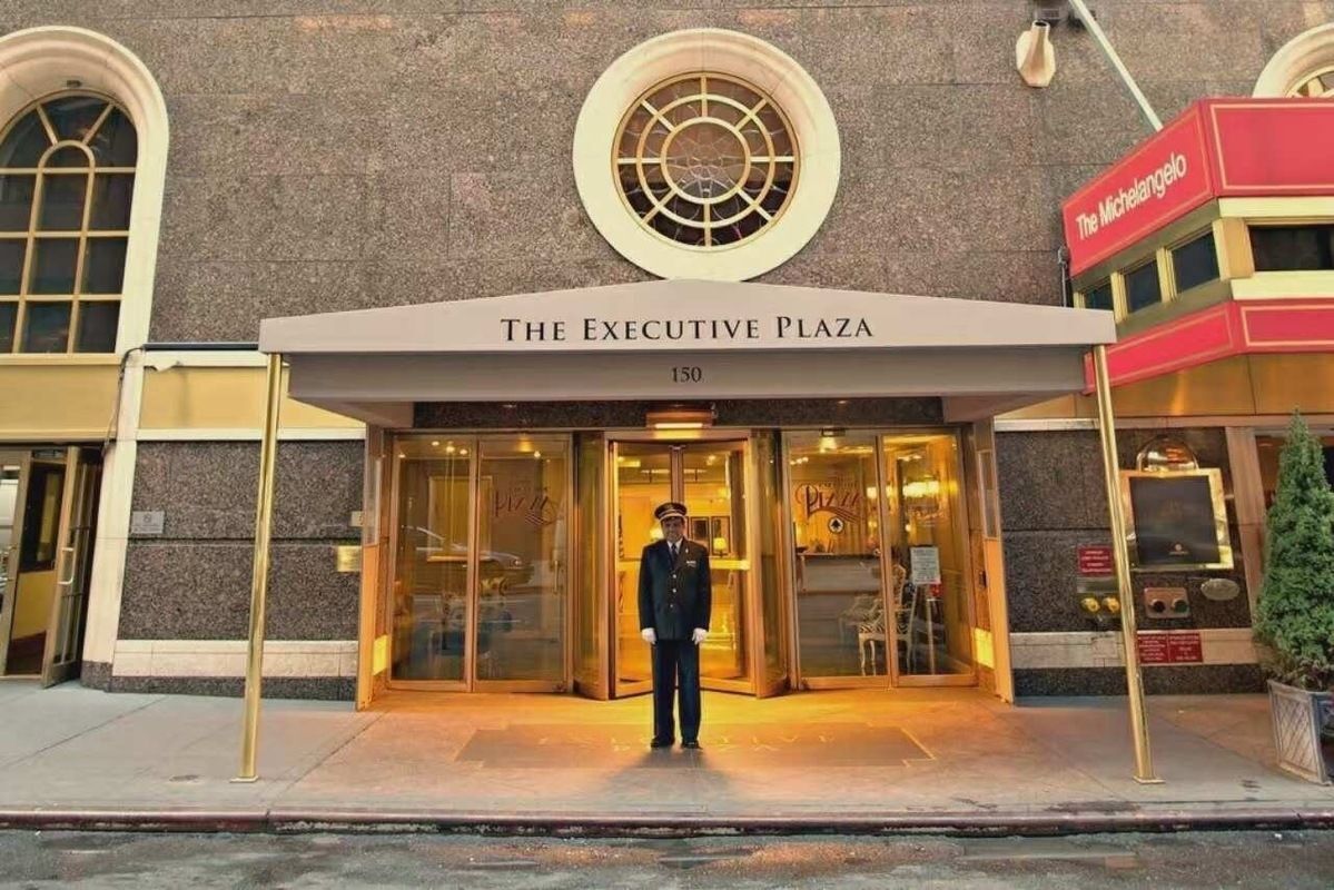 Foto principal - 150 W 51st St