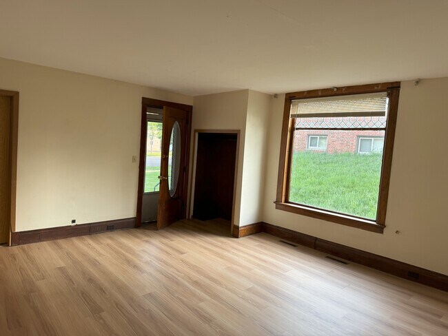 Foto del edificio - 222 Niagara St